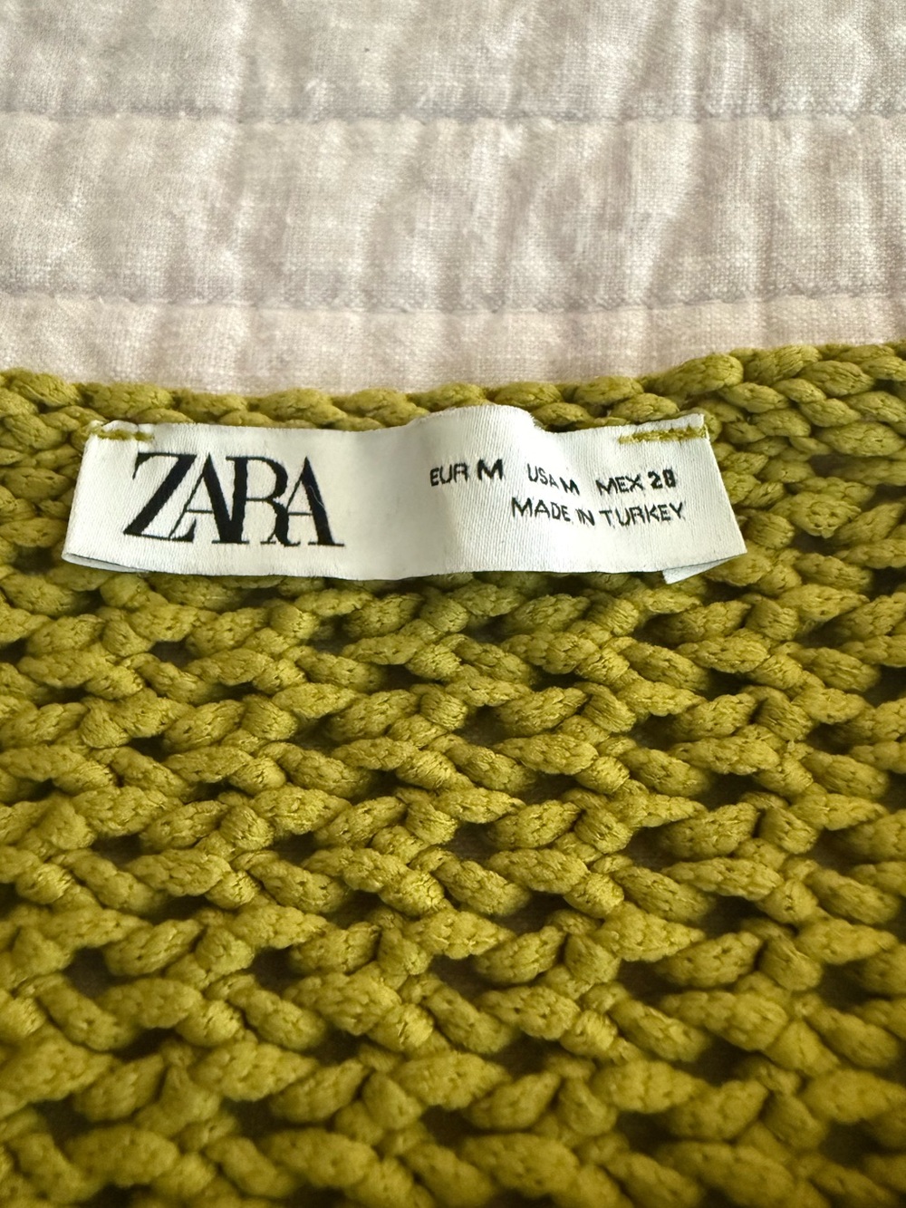 ZARA Chunky Knit Button Vest Cardigan Olive Green Gold Buttons Size M - Picture 7 of 7